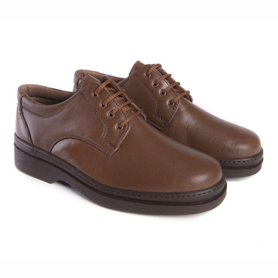 Par de zapatos cómodos tipo Blucher de hombre, con ancho especial y cordón, de color castaño, modelo 5054 V2
