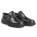 Par de zapatos cómodos tipo mocasín con elástico interior, de color negro, modelo 5061 V2