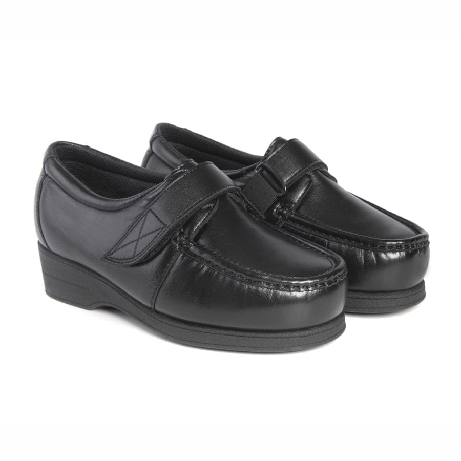 Par de zapatos cómodos con ancho especial y cierre de velcro, de color negro, modelo 5627 V2