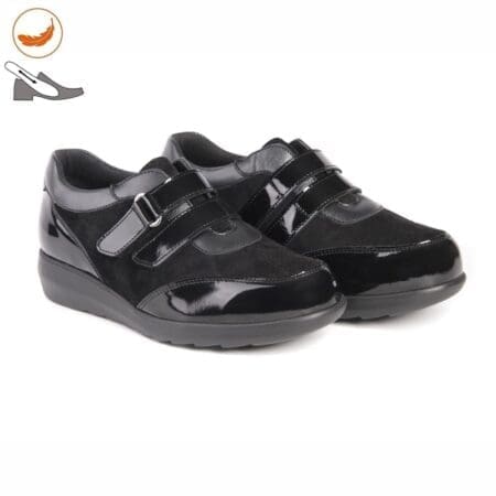 Pair of extra wide women's trainers with velcro fastening, black, model 7670-H-G V2