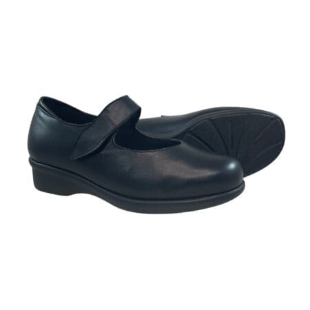 Merceditas cómodas para mujer de piel, zapato cierre velcro, color negro, modelo 8419 Pinosos